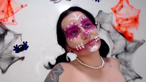 Sisi online show from 10/14/25, 08:31