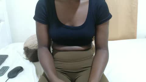 Snapshot of juicebabie chatting on 11/21/25, 06:39 juicebabie online show from 11/21/25, 06:39