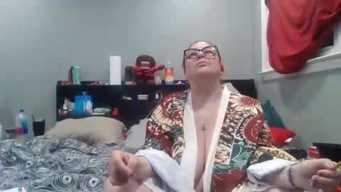 Juiceepawwg420 online show from 05/22/26, 02:30