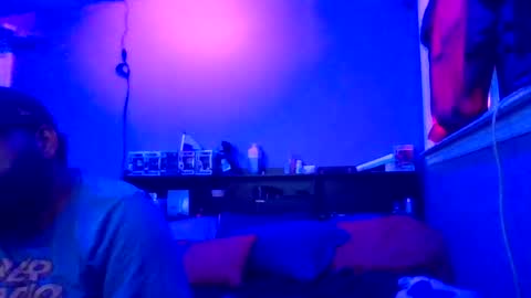 Juiceepawwg420 online show from 06/18/26, 05:28