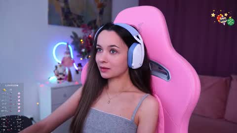 Angelina online show from 12/15/25, 11:47