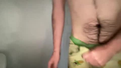 Snapshot of juicy_boy21 chatting on 10/26/25, 02:12 juicy boy21 online show from 10/26/25, 02:12