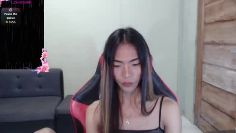 Ellah online show from 09/25/25, 08:56