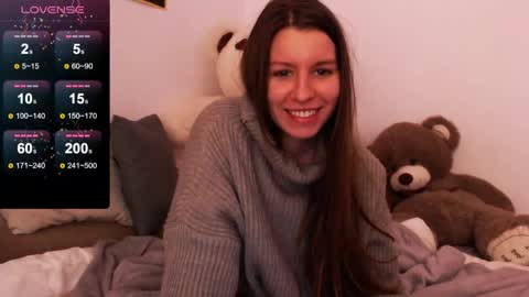 Snapshot of juicy_mystery chatting on 12/21/24, 12:16 laura online show from 12/21/24, 12:16