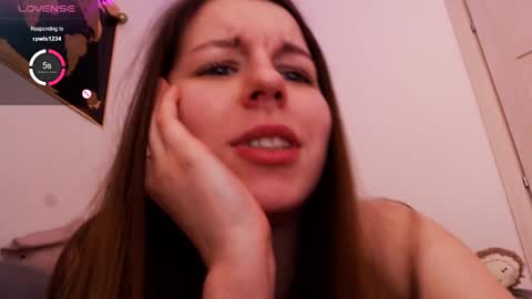 Snapshot of juicy_mystery chatting on 01/04/25, 03:39 laura online show from 01/04/25, 03:39