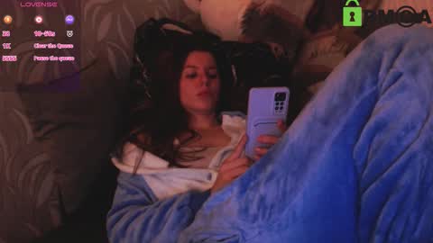 Snapshot of juicy_mystery chatting on 09/29/25, 05:51 laura online show from 09/29/25, 05:51