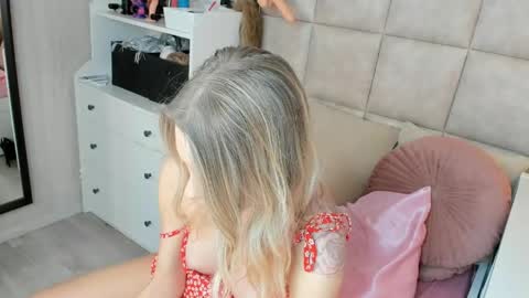 Tatjana online show from 04/24/26, 07:55