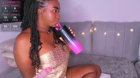 Snapshot of juicy_sky chatting on 06/17/26, 05:43 Your Paradise online show from 06/17/26, 05:43