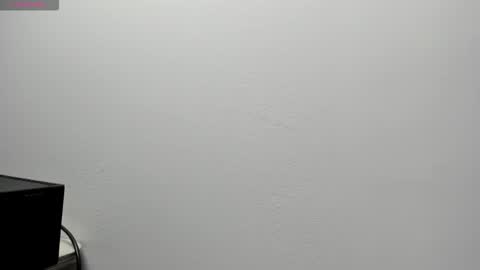 juicykitten1 online show from 09/22/25, 11:34
