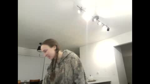 Snapshot of juicysavanah chatting on 11/21/25, 06:23 Sav online show from 11/21/25, 06:23