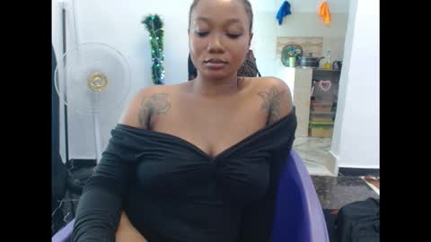 juicyxpink online show from 12/20/25, 09:05