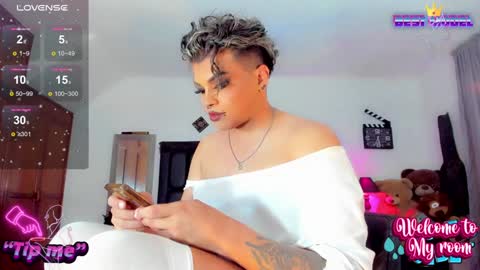 Snapshot of jujubee_lander chatting on 01/09/25, 09:47 Jujubee online show from 01/09/25, 09:47