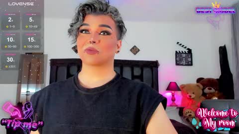 Snapshot of jujubee_lander chatting on 01/12/25, 01:27 Jujubee online show from 01/12/25, 01:27