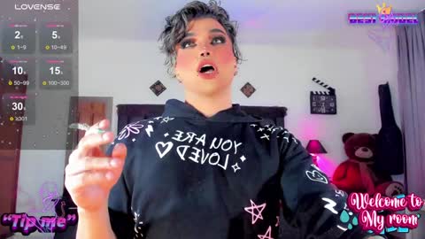 Snapshot of jujubee_lander chatting on 01/26/25, 02:08 Jujubee online show from 01/26/25, 02:08