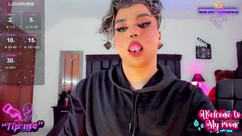 Snapshot of jujubee_lander chatting on 01/26/25, 05:13 Jujubee online show from 01/26/25, 05:13