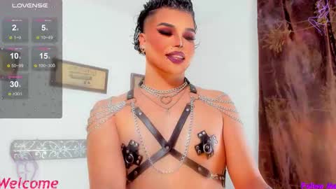 Snapshot of jujubee_lander chatting on 10/31/25, 02:18 Jujubee online show from 10/31/25, 02:18