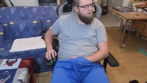 Julcs online show from 02/07/25, 06:34