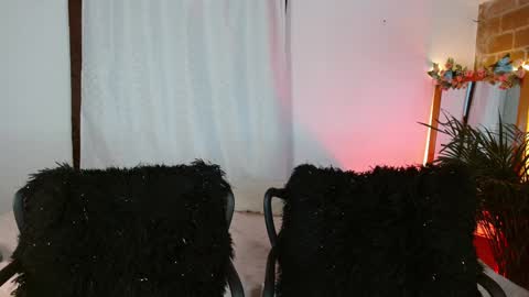 Jules and Gia online show from 01/09/25, 11:36