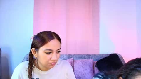 Jules and Gia online show from 12/22/25, 10:18