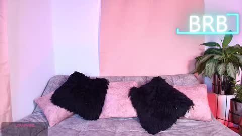 Jules and Gia online show from 02/15/26, 04:36