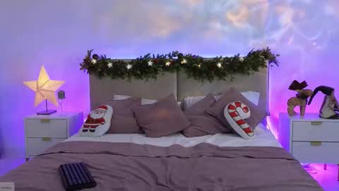 Jules Night online show from 12/18/25, 09:10