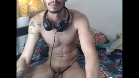 Snapshot of julfigo chatting on 06/06/26, 04:01 Julfigo online show from 06/06/26, 04:01