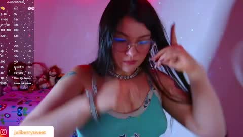 Juliana online show from 05/14/26, 03:13
