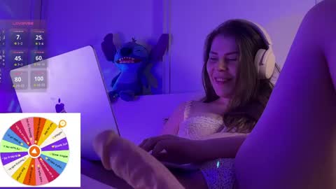 juli_m00n online show from 05/12/26, 05:21