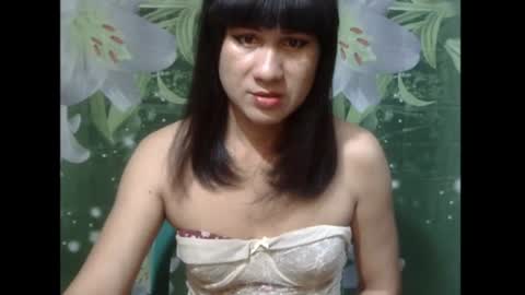 Snapshot of julia111987 chatting on 06/27/26, 01:39 JULIA online show from 06/27/26, 01:39