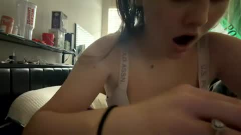 julia4_thewin online show from 07/10/26, 05:48