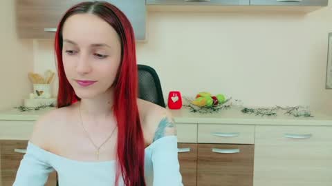 JuliaJae online show from 04/07/26, 06:03