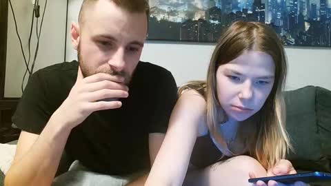 julia_official online show from 02/16/25, 09:16