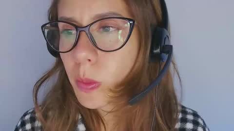 Julia Schedule 10 pm to 4  am GTM-5 online show from 11/10/25, 03:49