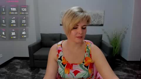 Julia online show from 01/07/25, 09:40