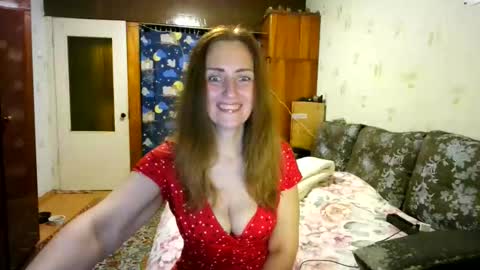 Snapshot of juliaa_foxi chatting on 10/25/25, 05:30 juliaa_foxi online show from 10/25/25, 05:30