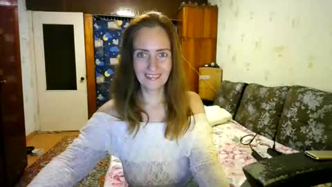 Snapshot of juliaa_foxi chatting on 11/02/25, 06:21 juliaa_foxi online show from 11/02/25, 06:21