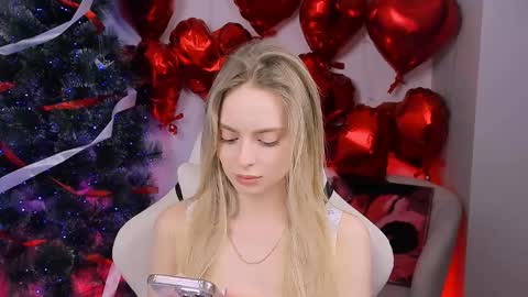 Julia online show from 03/23/26, 02:21