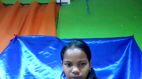 juliah02 online show from 06/20/26, 01:25