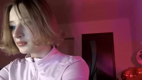 Kate online show from 02/15/26, 05:09