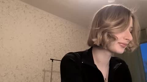 Kate online show from 03/10/26, 04:12