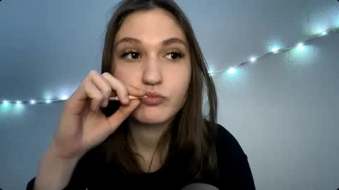 Julia online show from 04/20/26, 05:48