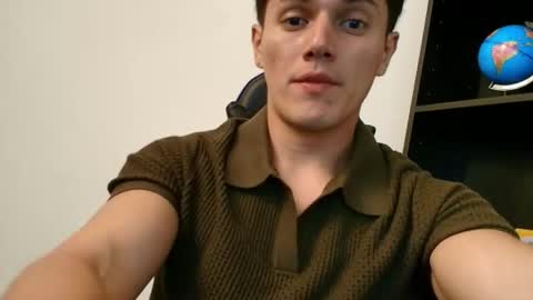 Snapshot of julian_wallace1 chatting on 07/16/26, 12:16 julian_wallace1 online show from 07/16/26, 12:16