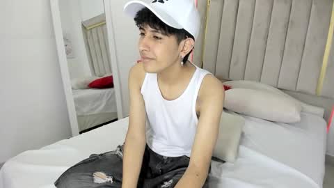 Julian online show from 02/06/26, 08:01