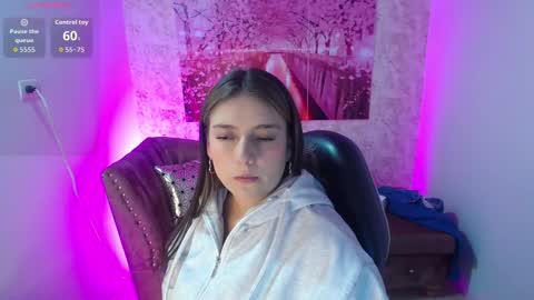 juliana_diamond_ online show from 02/04/26, 03:12