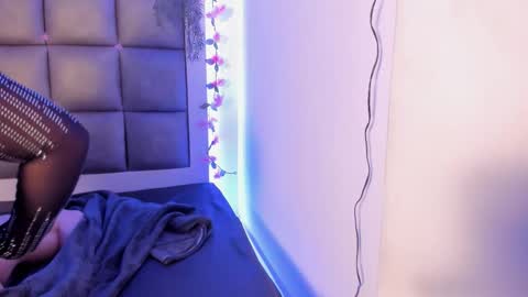 juliana_js_ online show from 02/03/26, 06:40