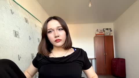 Snapshot of julianbatman chatting on 04/05/26, 11:18 Kira online show from 04/05/26, 11:18