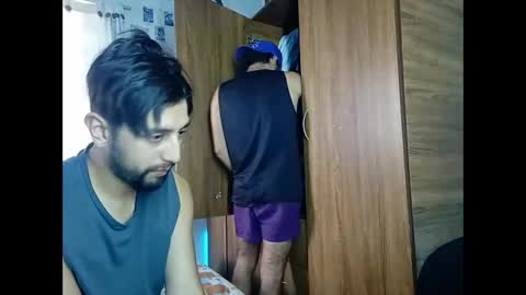 Snapshot of juliancho1302 chatting on 01/28/25, 09:50 couplehairy online show from 01/28/25, 09:50