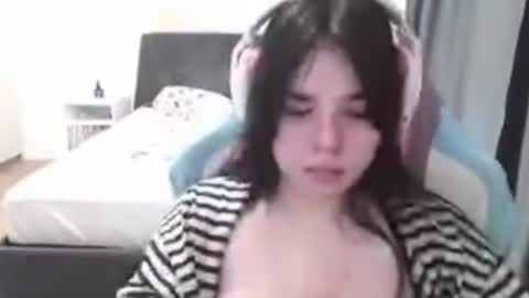 MIa online show from 06/28/26, 10:54