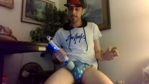 Snapshot of julianjj2001 chatting on 01/02/25, 04:41 julianjj2001 online show from 01/02/25, 04:41