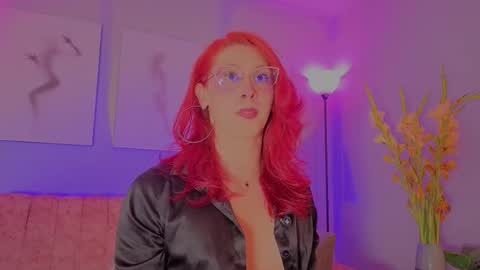 Juliana online show from 11/25/25, 04:12